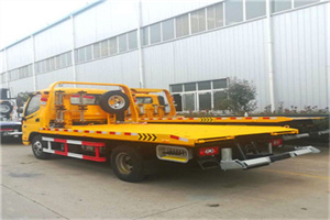 廉江附近拖车救援搭电